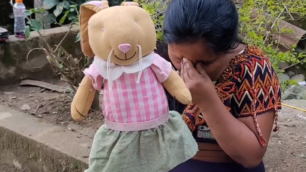 Madre de una niña de 3 años que murió por una presunta sobredosis de anestesia exige justicia