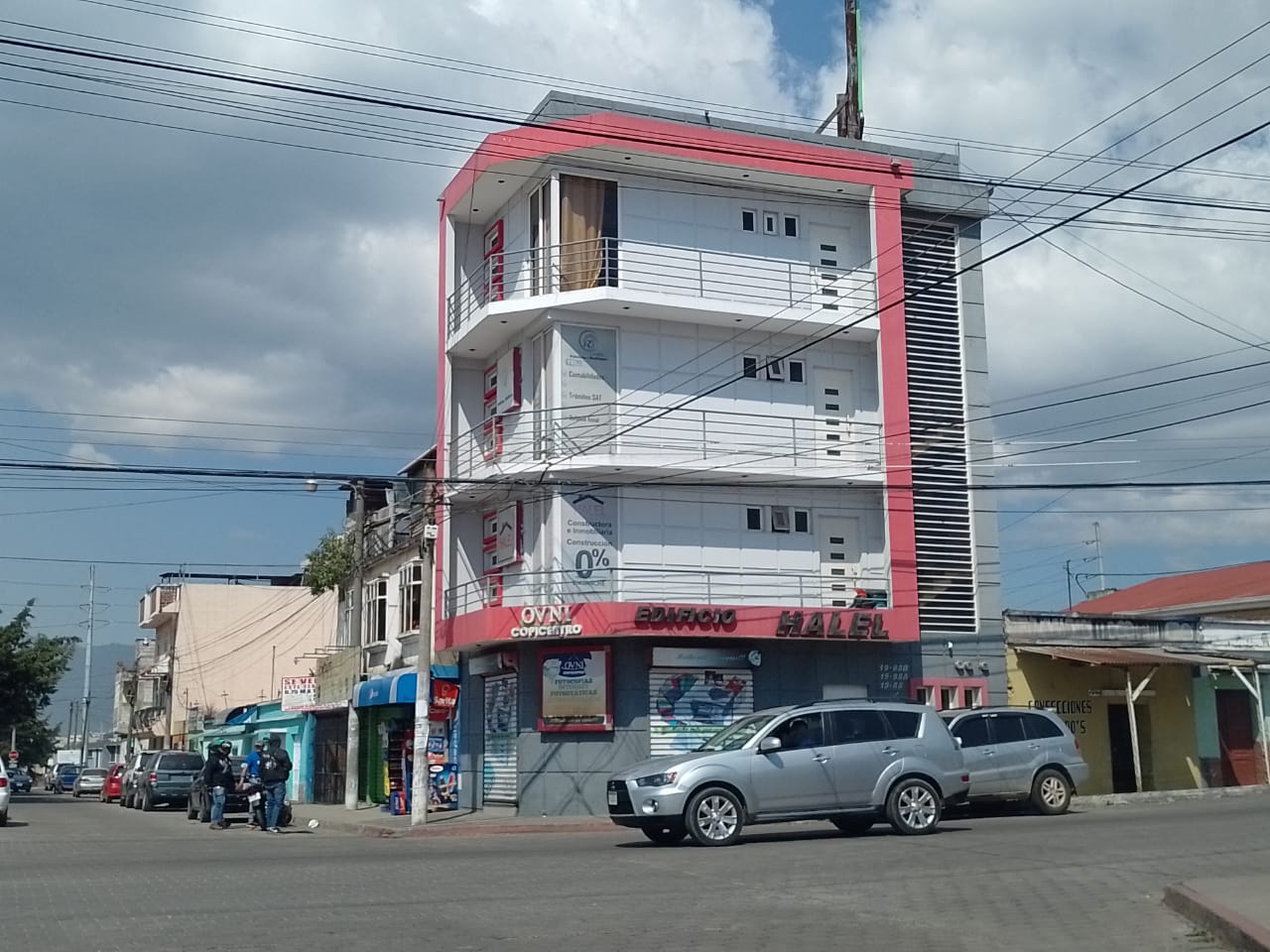 Esto es lo que dicen las autoridades sobre la muerte de la joven mujer que cayó de un edificio en Xela