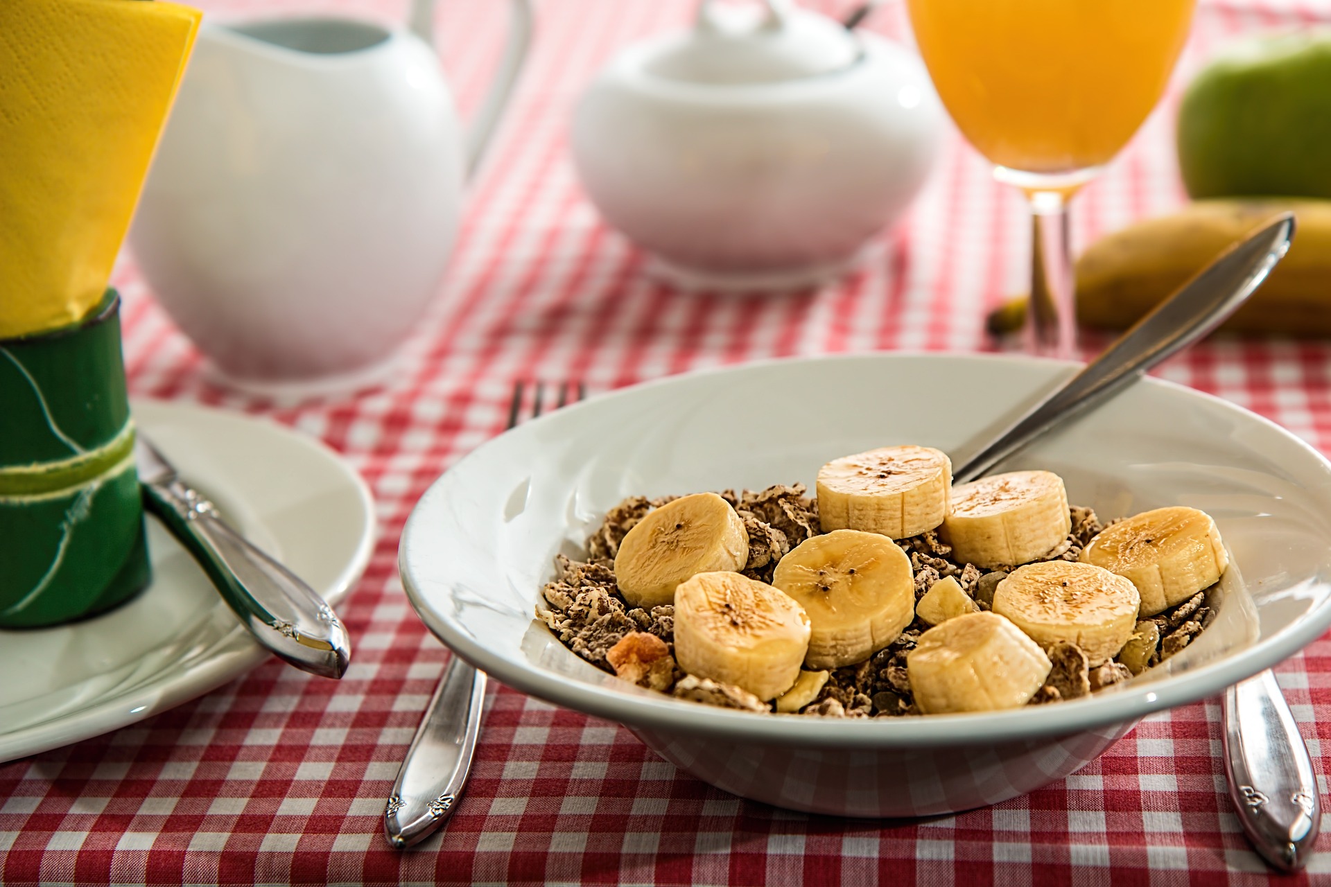 Conozca los cuatro alimentos que se deben de evitar en el desayuno, según la ciencia