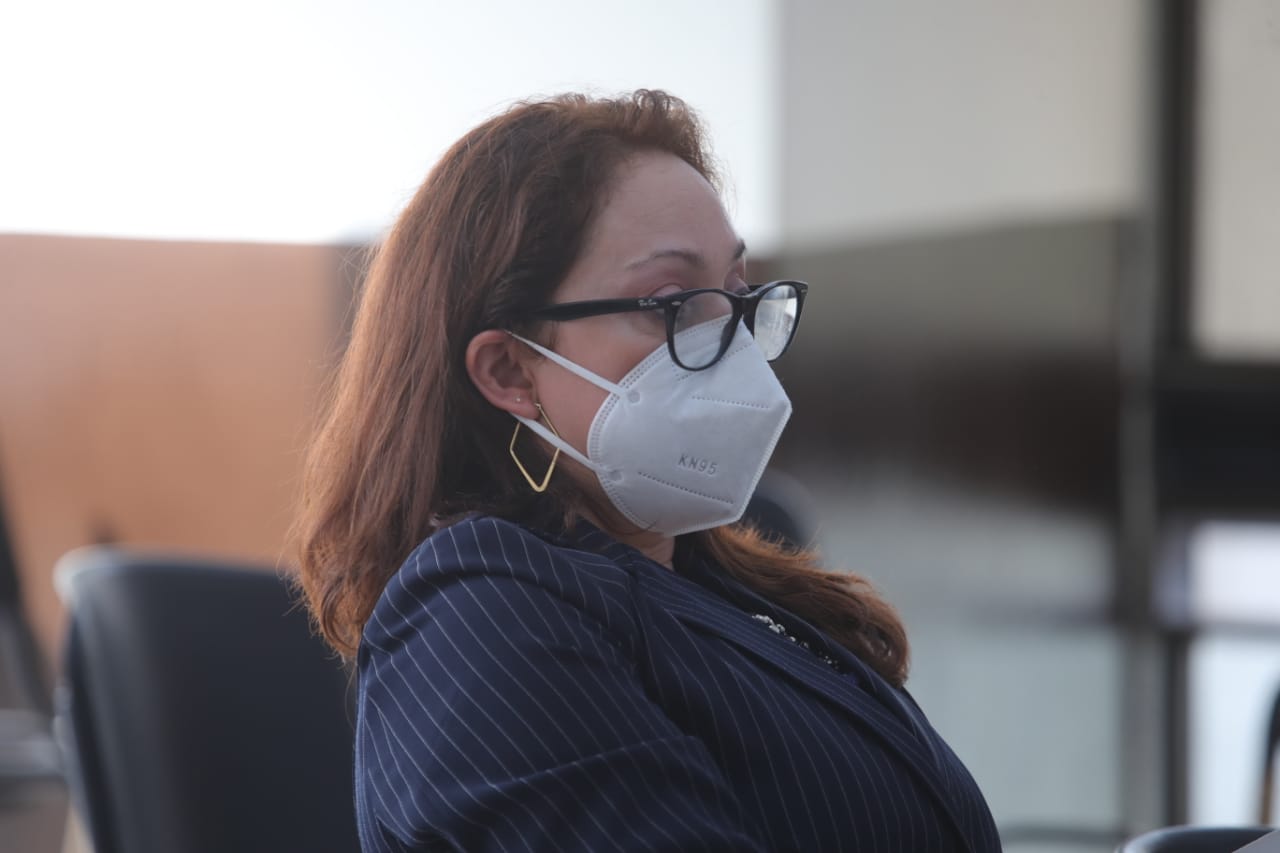 Inicia juicio contra Virginia Laparra, exjefa de la Feci, tras cumplir nueve meses en prisión