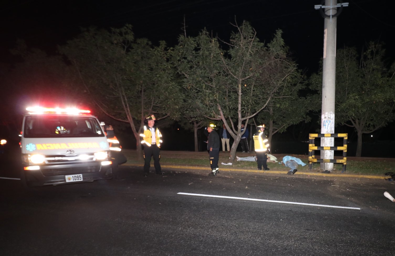 Accidente en la calzada Atanasio Tzul deja tres muertos