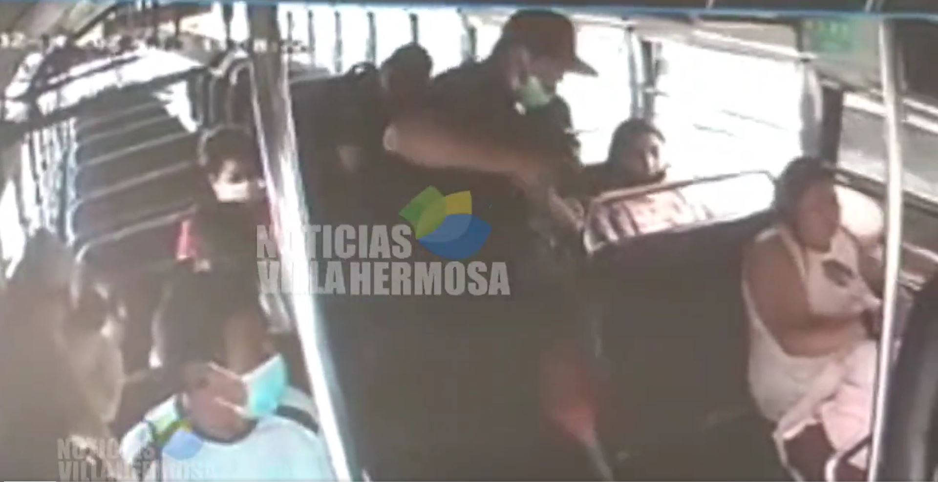 VIDEO: Asalto a un bus de Villa Nueva queda grabado