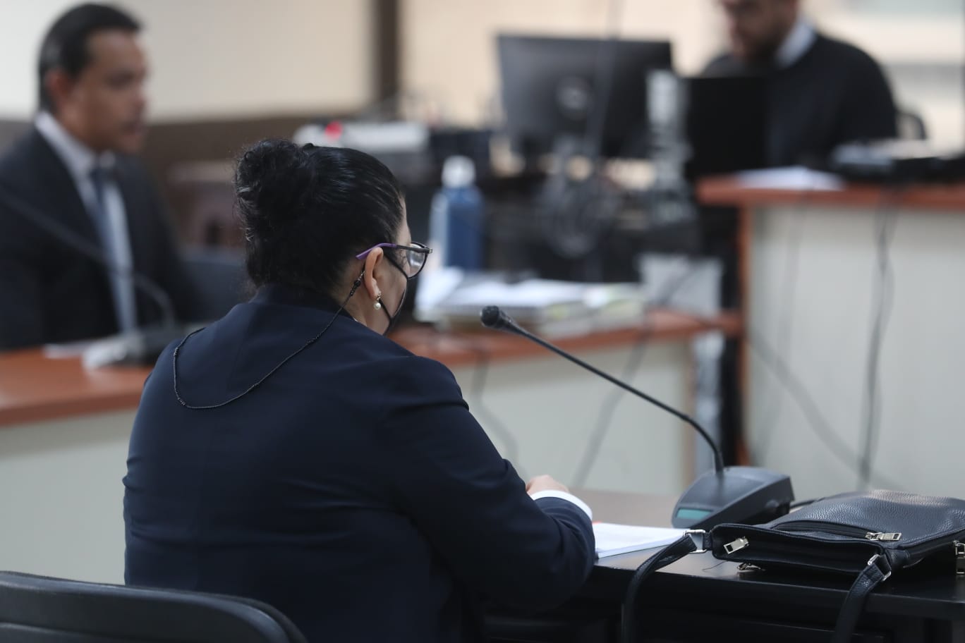 Exdirectora financiera de elPeriódico acepta cargos y es sentenciada a prisión y pago de una multa