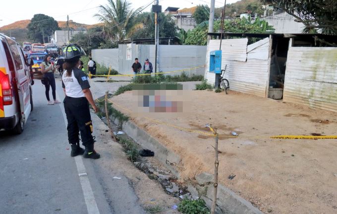 Ataque armado en cevichería de San Pedro Ayampuc deja muertos y heridos