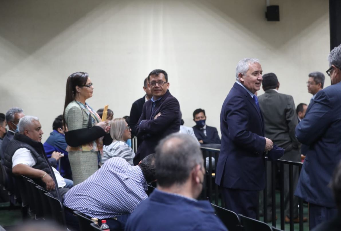 Fotogalería: así llegaron Otto Pérez Molina y Roxana Baldetti a la audiencia en donde tribunal dictará sentencia en caso La Línea
