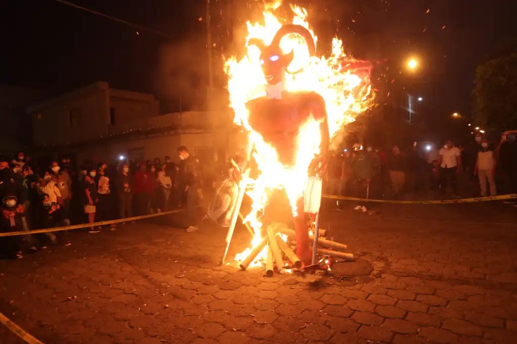 Quema del Diablo: consejos y zonas de más tránsito en la capital este 7 de diciembre