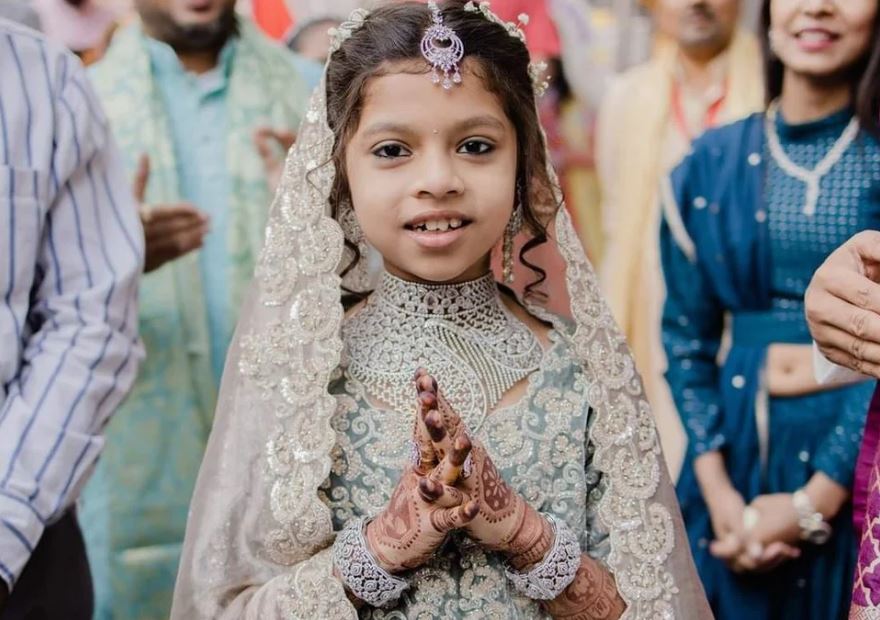 La niña de 8 años heredera de un emporio de diamantes que decidió ser monja