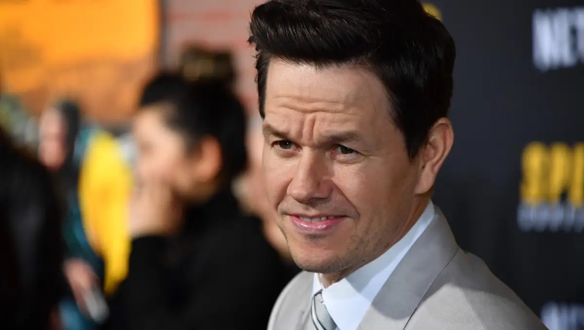La ‘app’ religiosa que promocionan Mark Wahlberg, Eduardo Verástegui y otros actores famosos