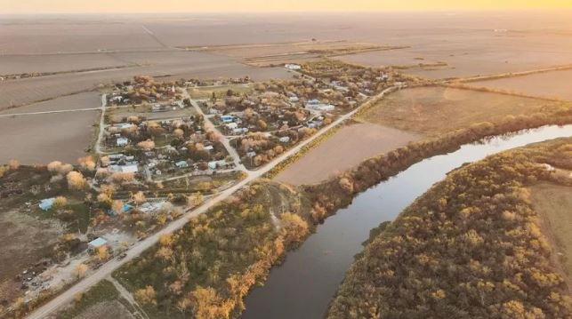 Los residentes de un pequeño pueblo fronterizo que descubrieron que no eran mexicanos sino ciudadanos de Estados Unidos
