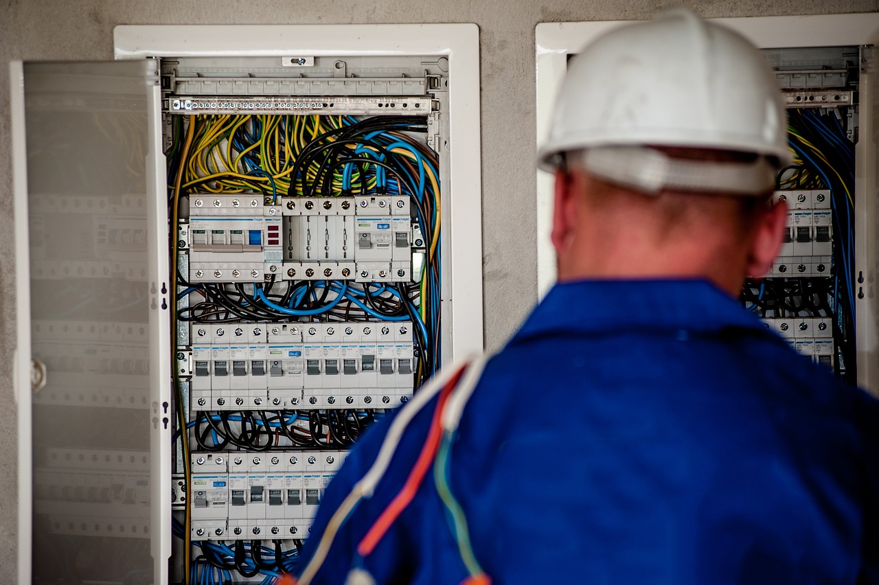 Estafa electricista