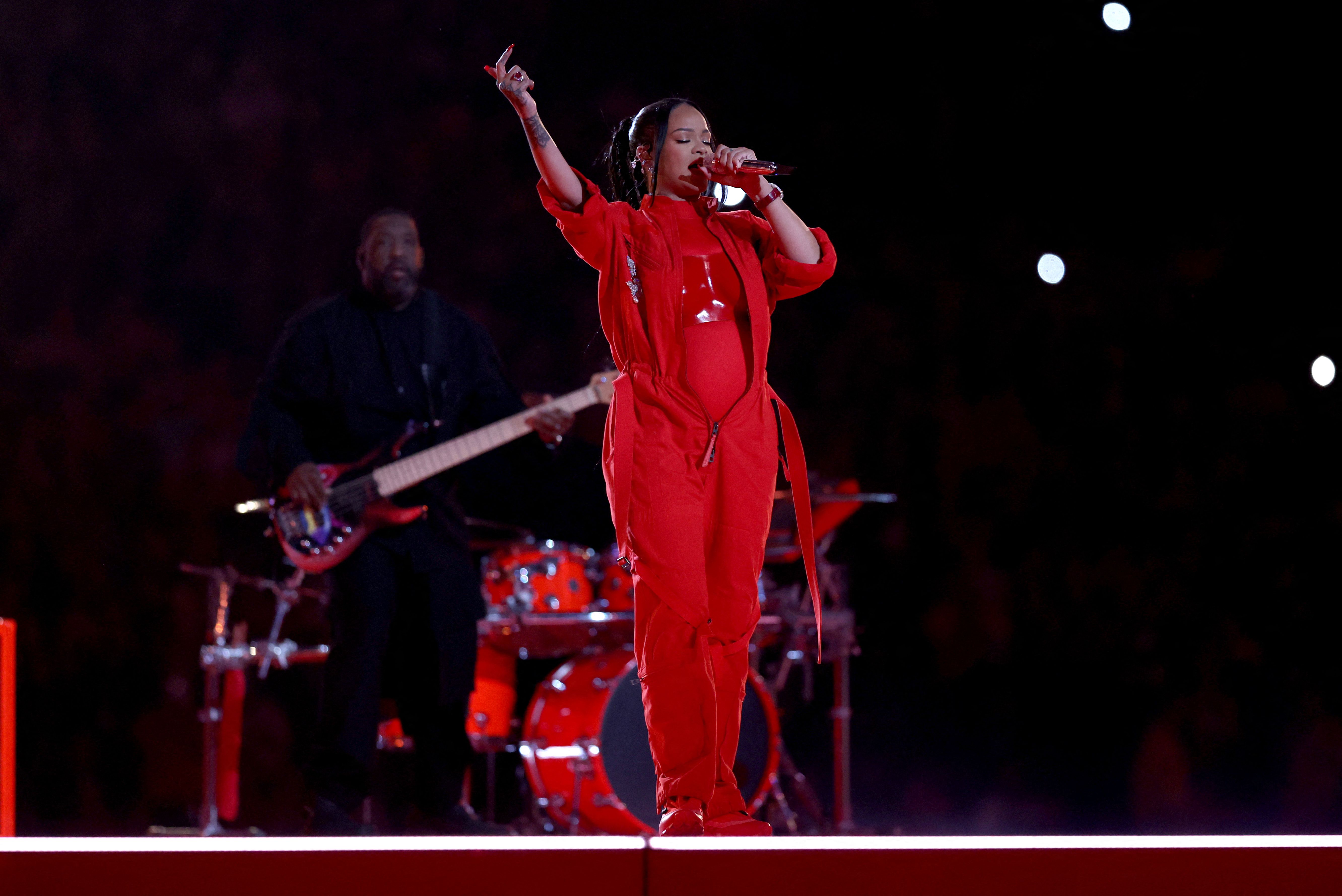 Super Bowl 2023: Rihanna despierta las redes sociales con los memes por su presentación