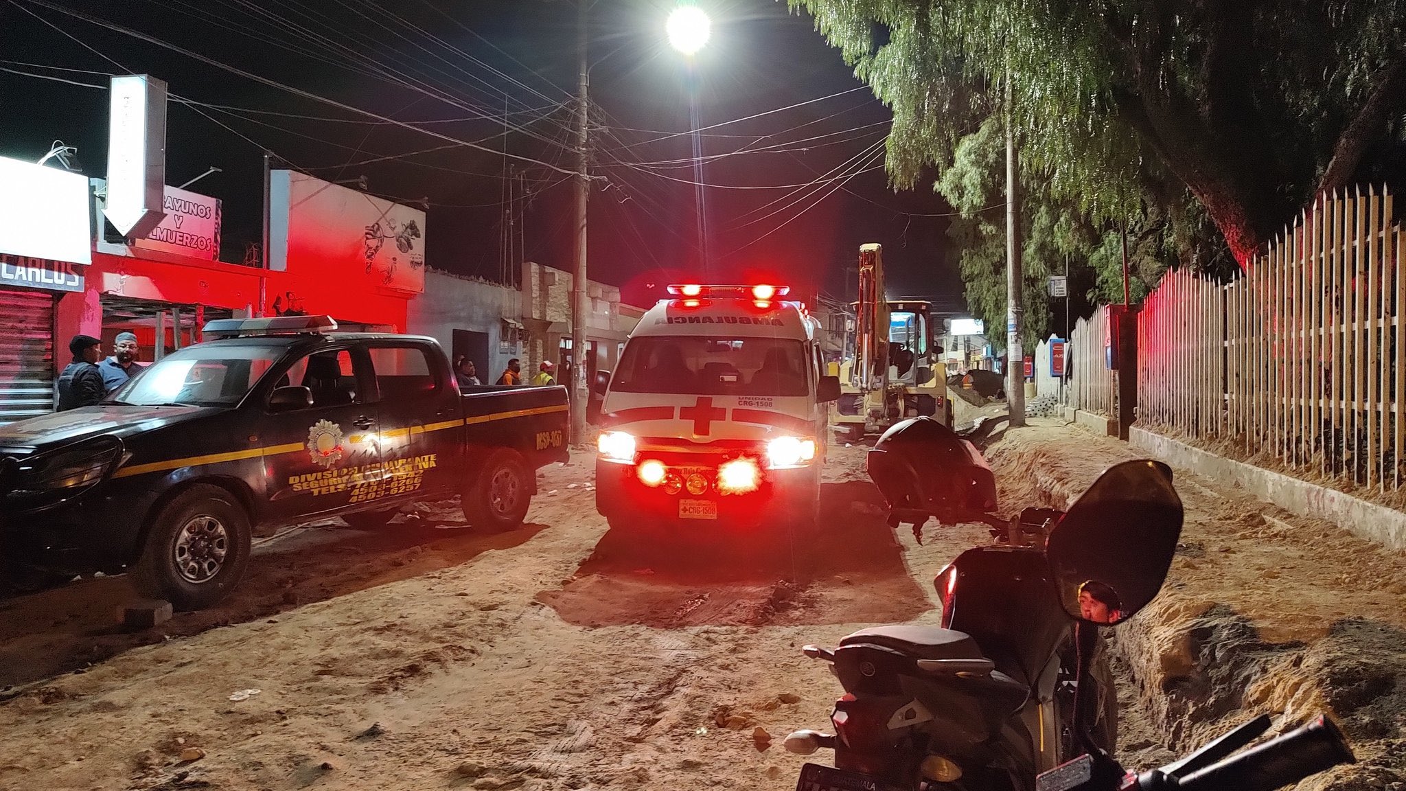 Una persona muere y seis quedan heridas al quedar soterradas en Xela