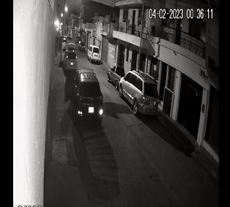 En video: Sujeto roba vehículo en menos de un minuto en la zona 3 capitalina