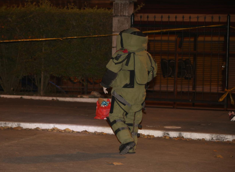 EXPLOSIVO EN LA ZONA 1