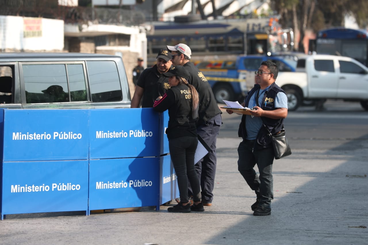 Matan a balazos a conductor de taxi no registrado en la zona 9 capitalina