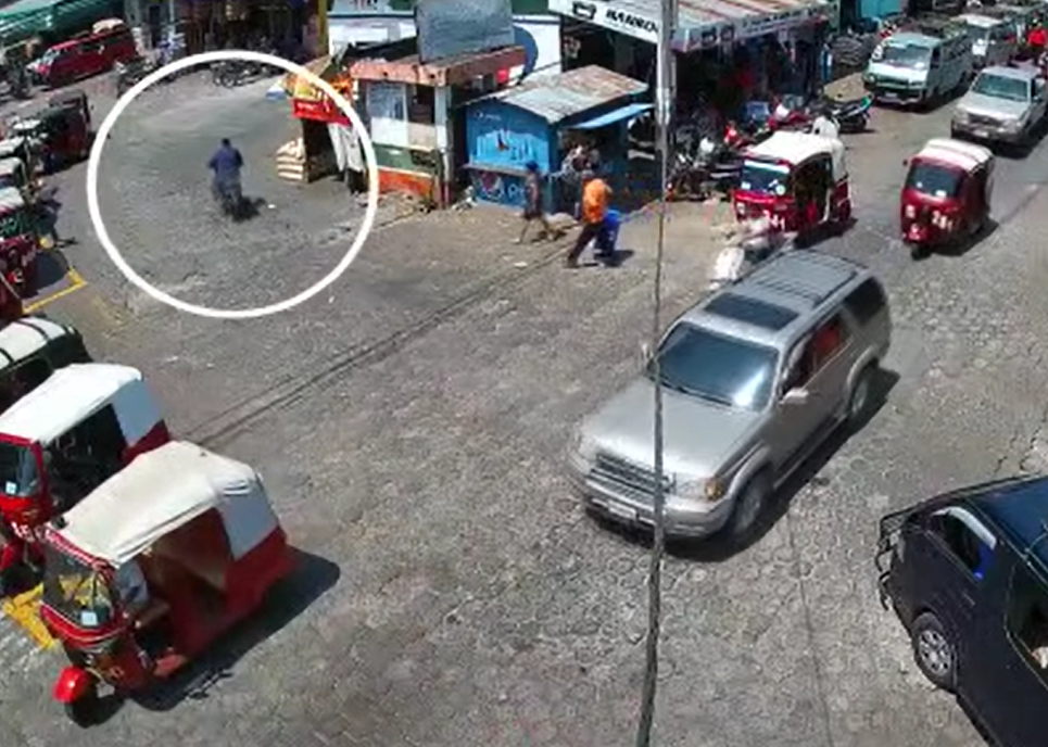 Sale a luz otro video del asalto y ataque armado en Retalhuleu que dejó tres muertos