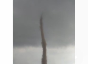 En imágenes: Videos muestran el fenómeno que causó alarma y asombro en los pobladores de Patzún