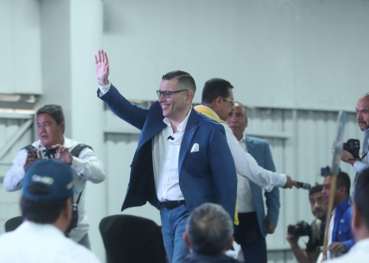 TSE se retracta y da marcha atrás sobre inscripción de Manuel Baldizón