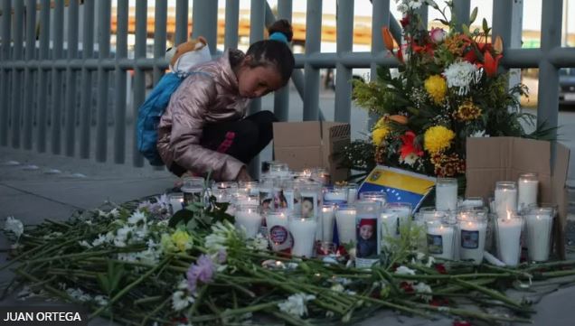 “Solo me dijeron que se quemaron”: la indignación de familiares y migrantes tras el incendio en Ciudad Juárez en el que murieron 39 personas