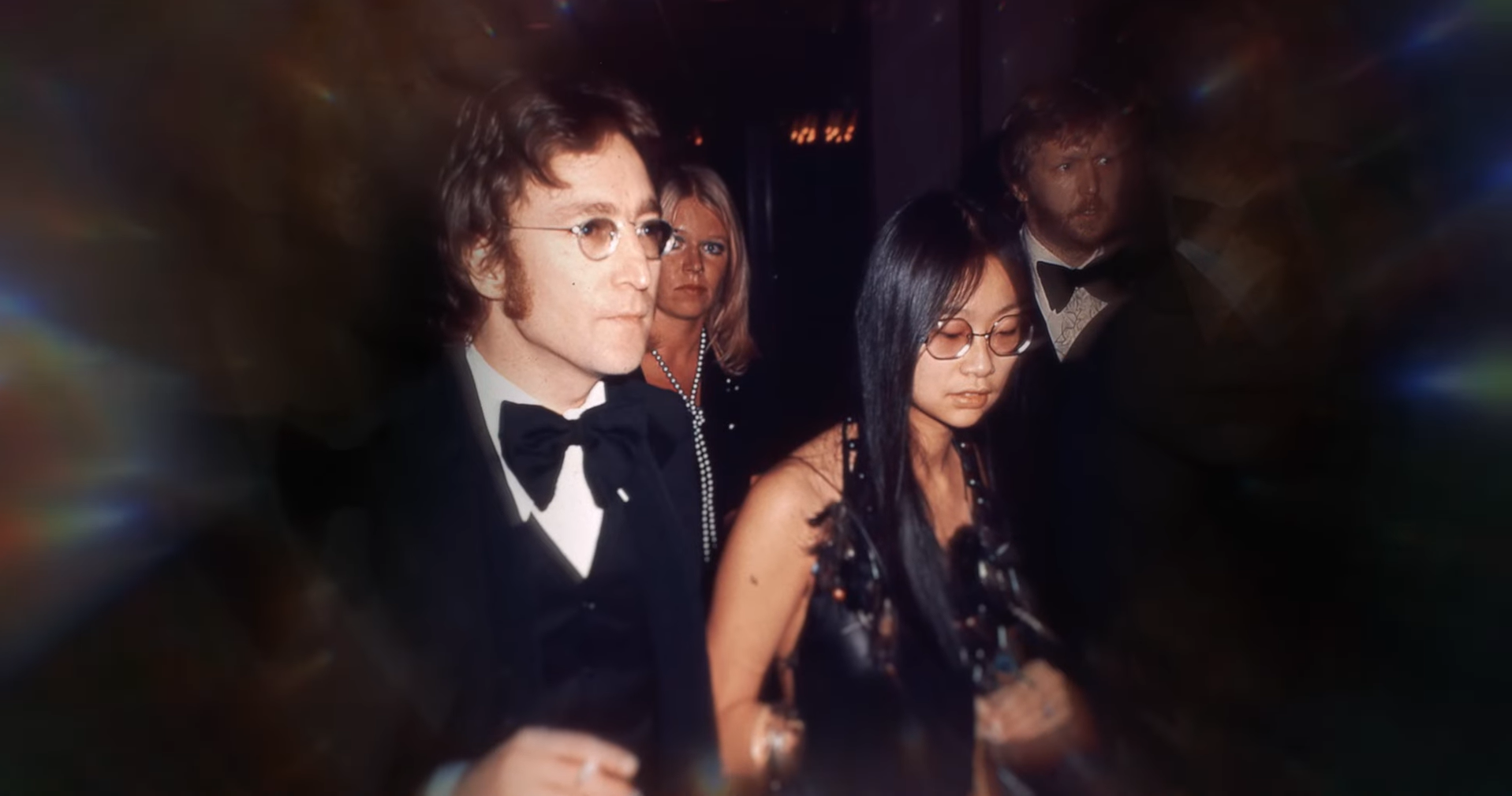 Así empezó la historia de amor que John Lennon tuvo con su asistente 20 años menor que él