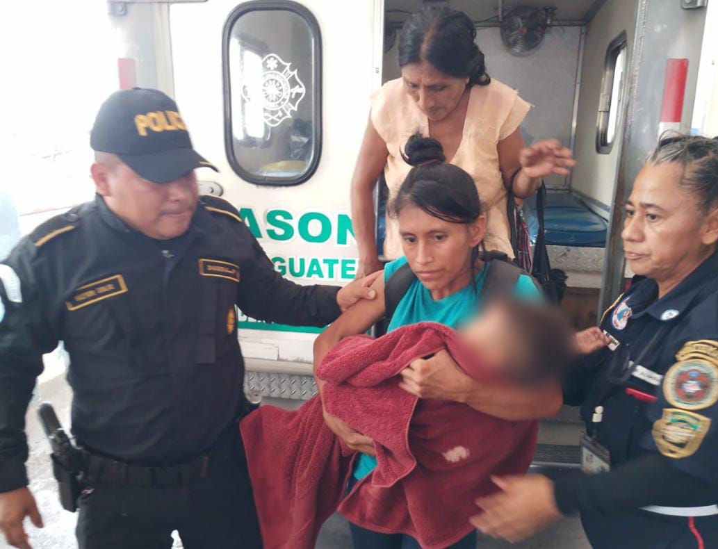 Bajo un puente en Suchitepéquez: Menor de un año y 10 meses con Alerta Alba Kenneth fue encontrado por agentes de PNC