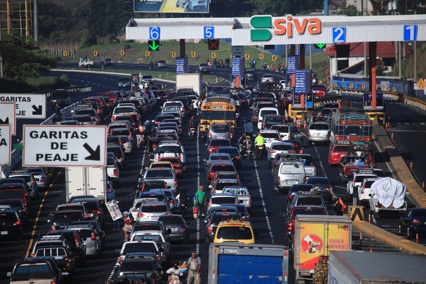Semana Santa 2023: Turistas abarrotan peaje con destino a las playas del Pacífico
