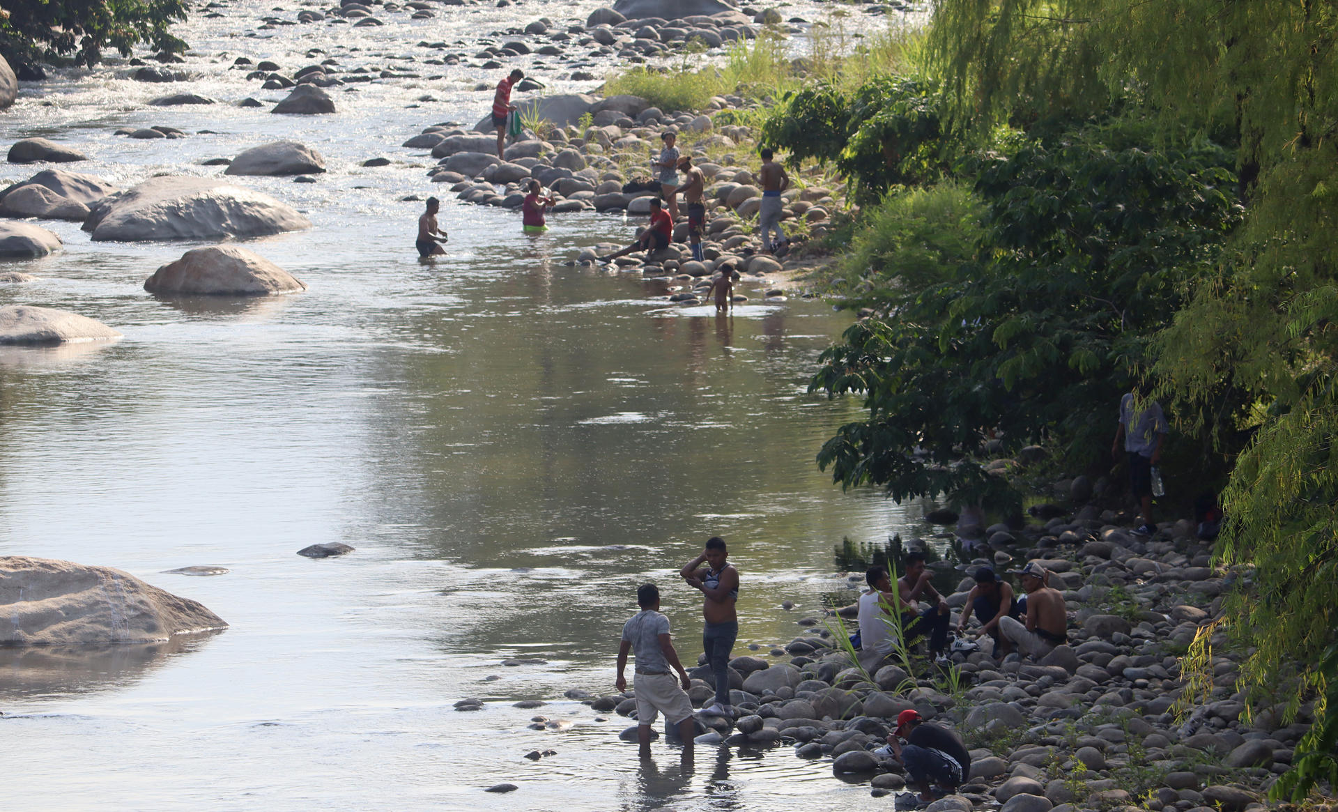 "Viacrucis migrante" avanza por el sur de México sin diálogo con el Gobierno