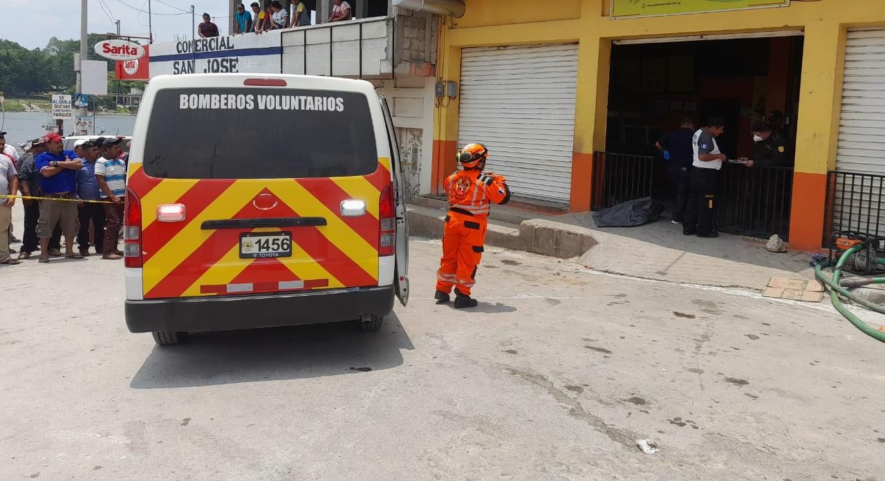 Cuatro hombres que limpiaban una fosa séptica mueren asfixiados en Petén