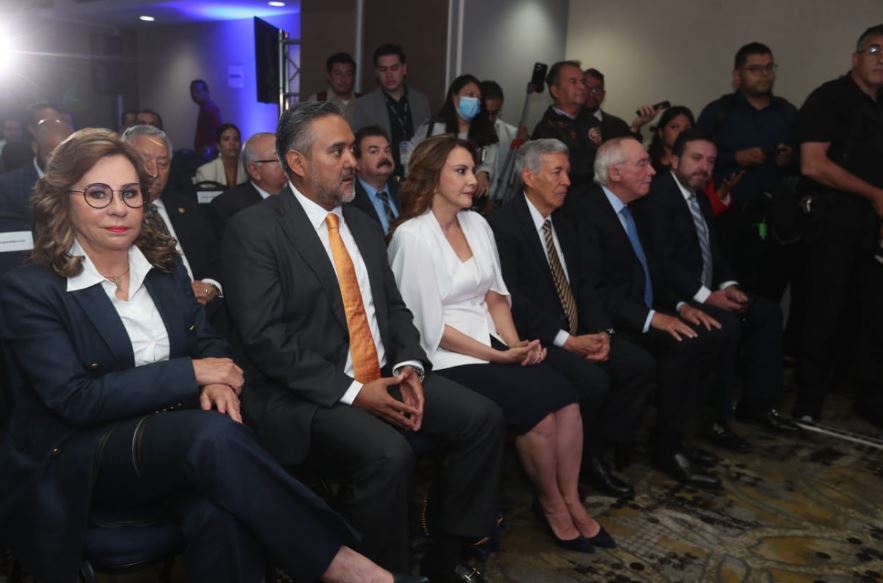CANDIDATOS FIRMAN DECLARACIÓN DE LA AFI