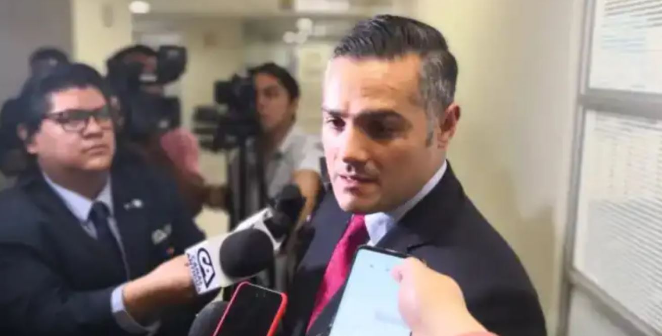 LUIS HERNÁNDEZ AZMITIA