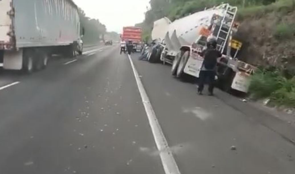 ACCIDENTE EN LA AUTOPISTA PALÍN-ESCUINTLA