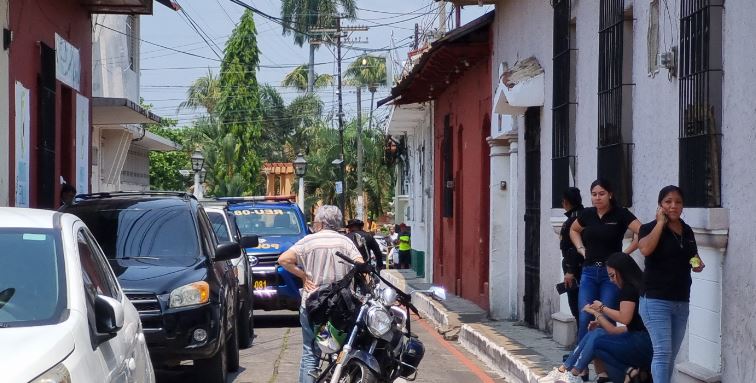 Sicarios ultiman a balazos a mensajero a pocos metros del parque y la Gobernación Departamental de Retalhuleu