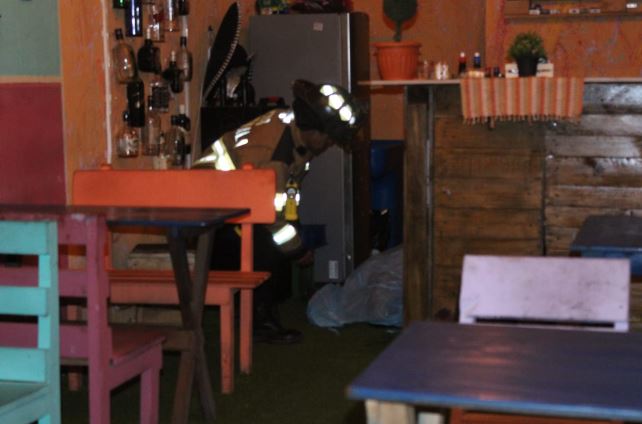 Dos muertos y un herido deja ataque armado en un bar de San Cristóbal, Mixco
