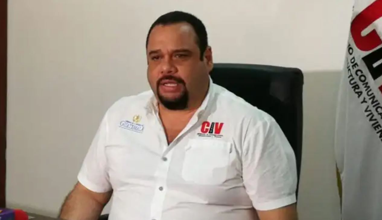 EXMINISTRO BENITO