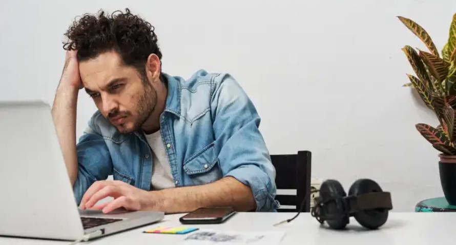 Por qué puedes ser un jefe terrible cuando eres tu propio jefe