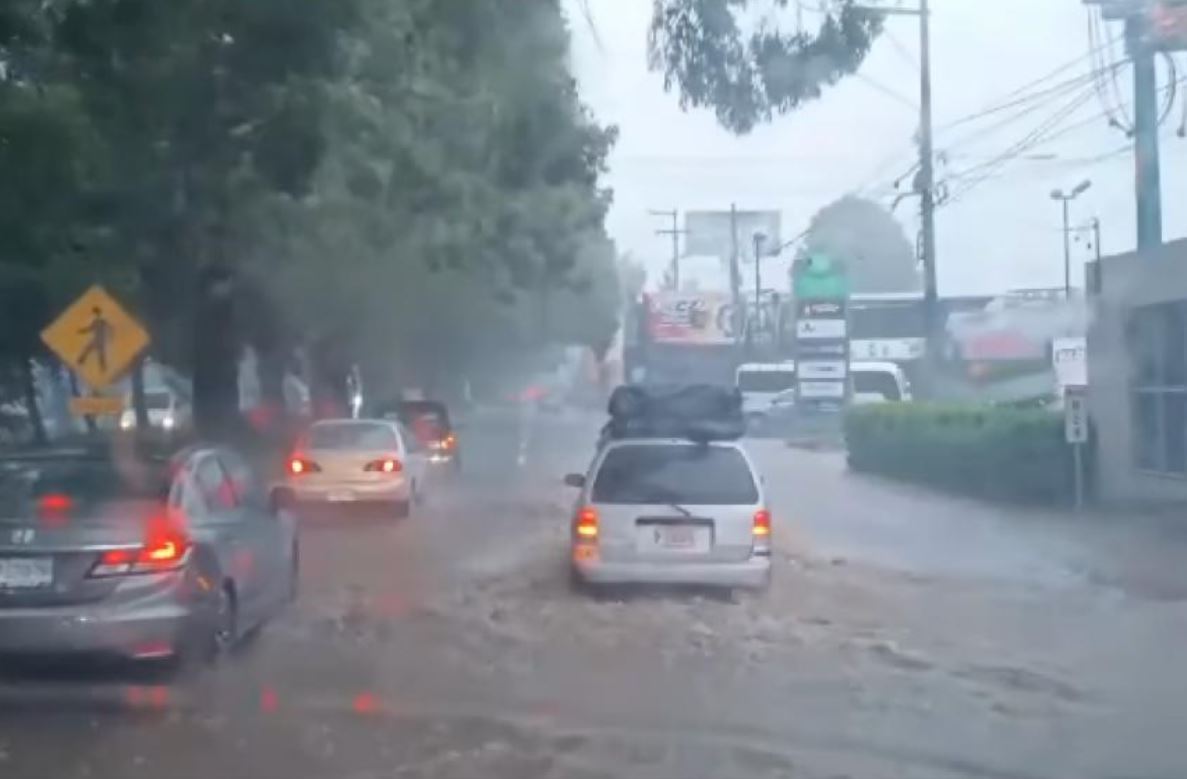 LLUVIAS SACATEPÉQUEZ