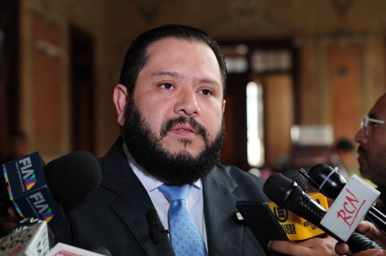RAMIRO MUÑOZ.