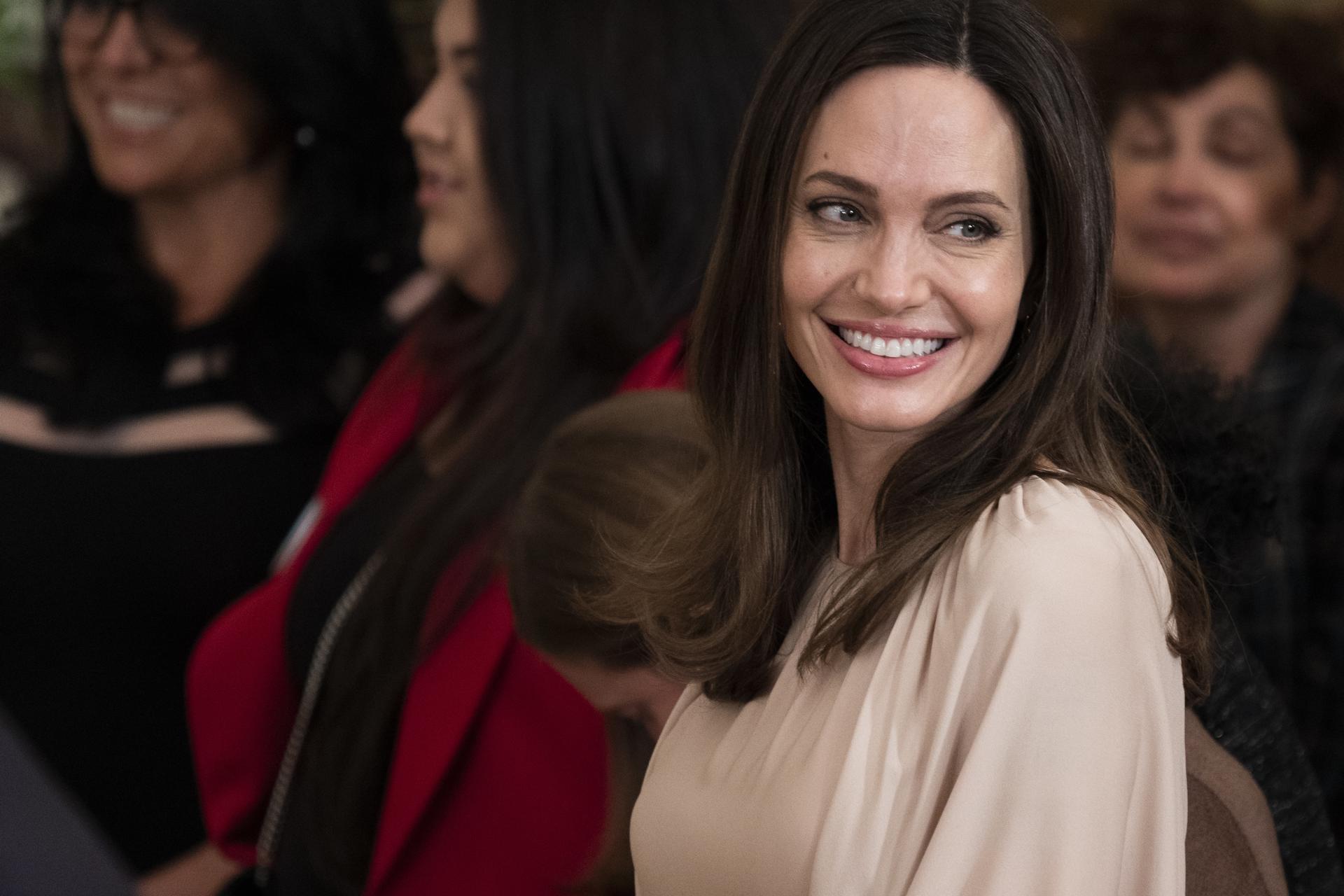 Angelina Jolie abrirá su negocio de moda en el viejo estudio de Basquiat en Nueva York