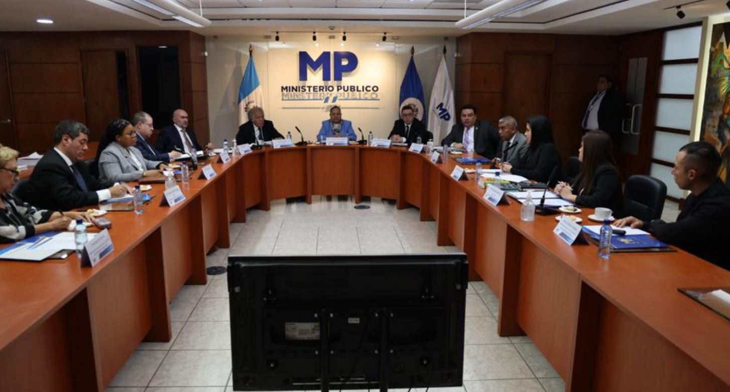 PORRAS Y ALMAGRO. MP