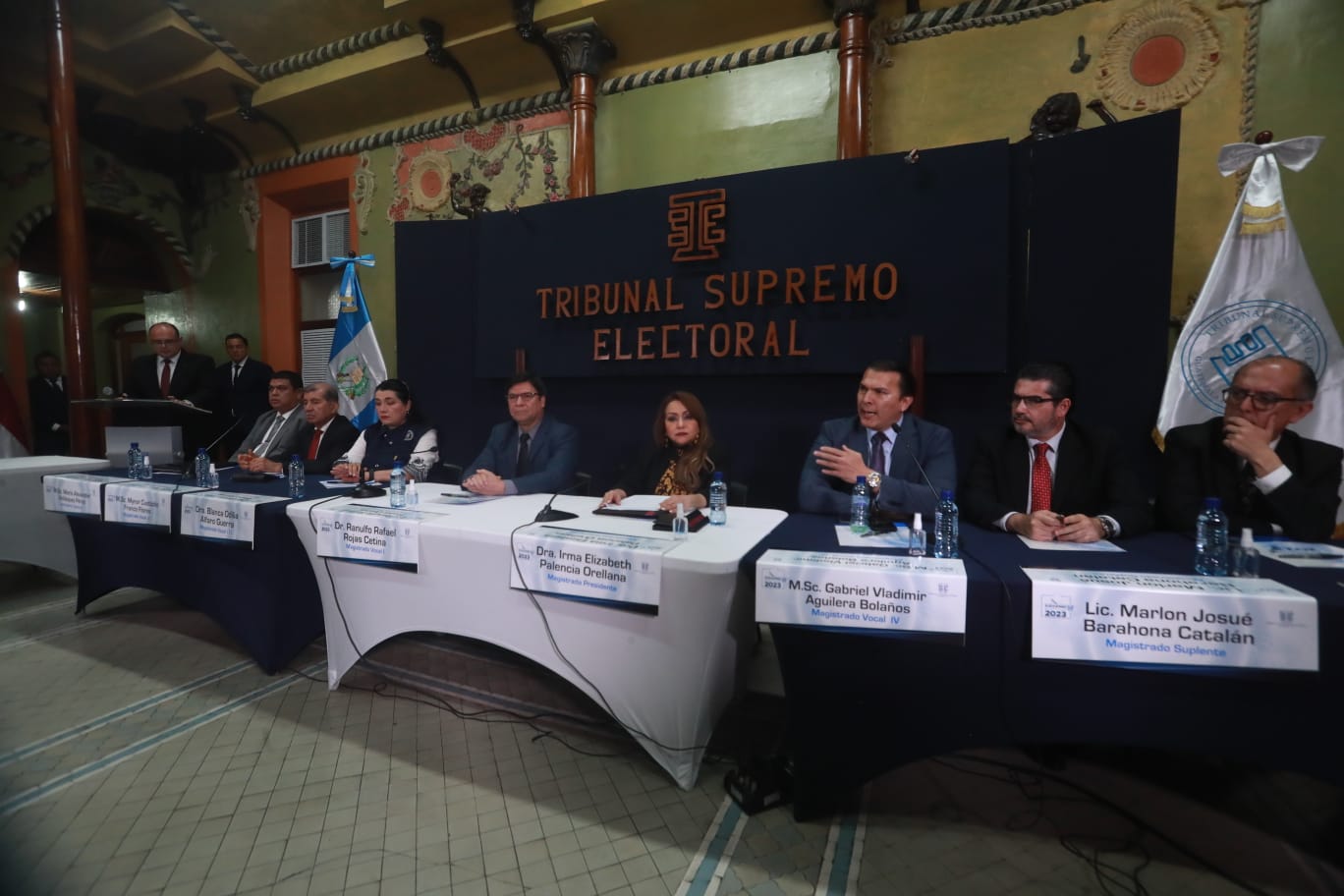 EL TSE EN CONFERENCIA