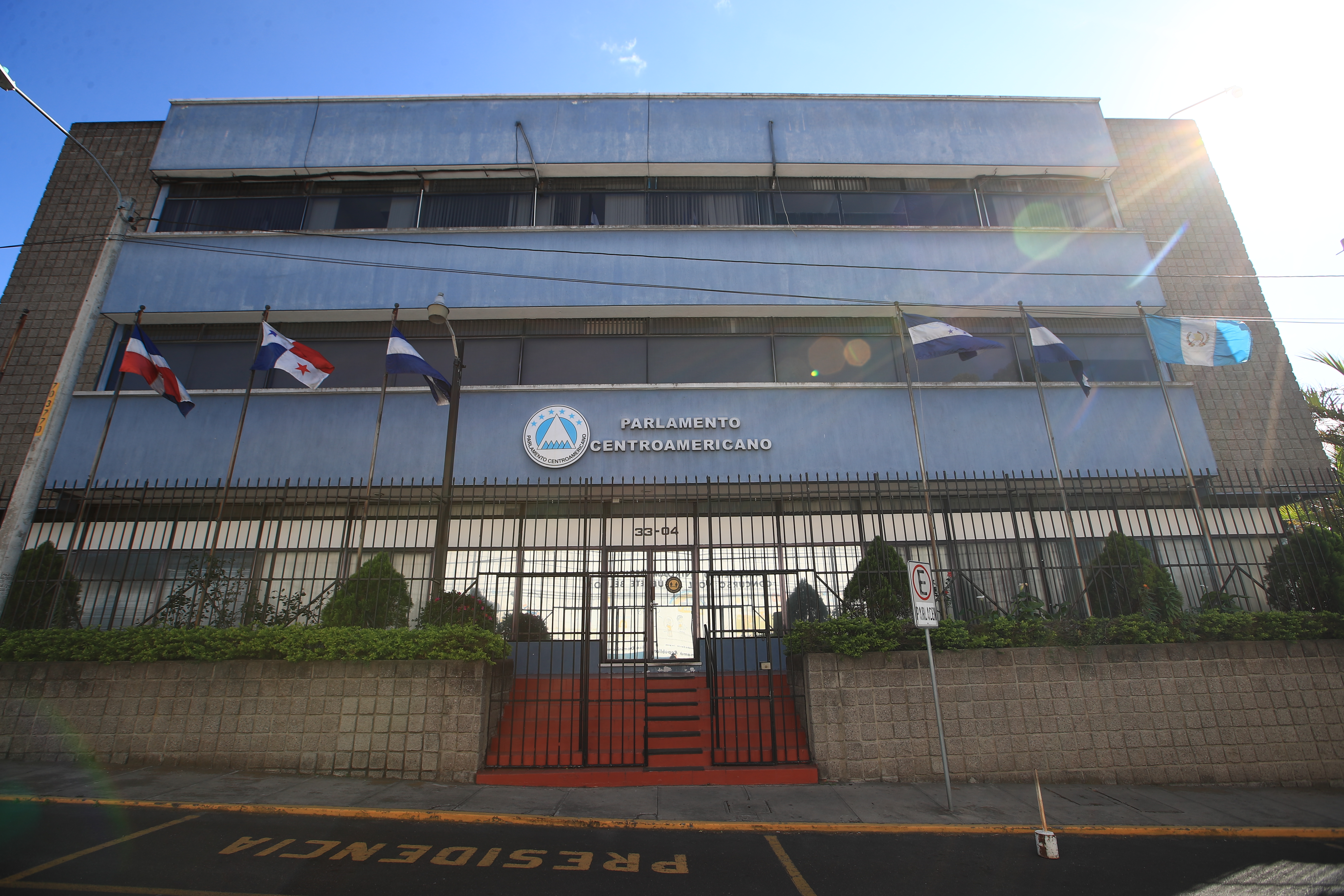 TSE rectifica y adjudica dos curules del Parlacen a URNG-Maíz-Winaq y deja sin efecto las que tenía el partido Victoria