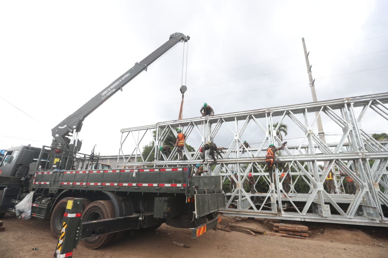 PUENTE PROVISIONAL. KM 17.5