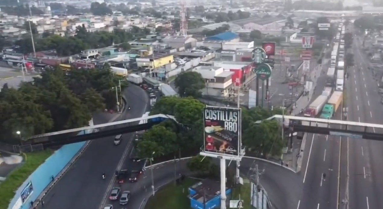 Cierre en el km 17.5 de la ruta al Pacífico causa caos vehicular hacia la capital y recomiendan estas rutas alternas