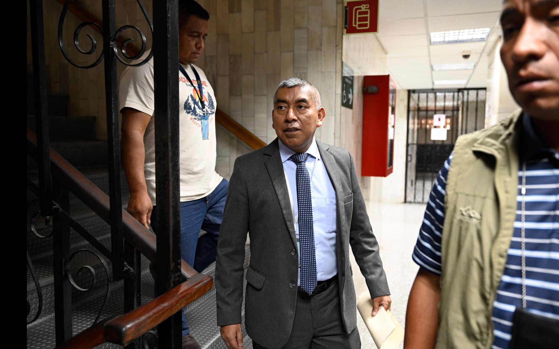 Fiscalía desestima denuncia que interpuso Semilla contra Rafael Curruchiche