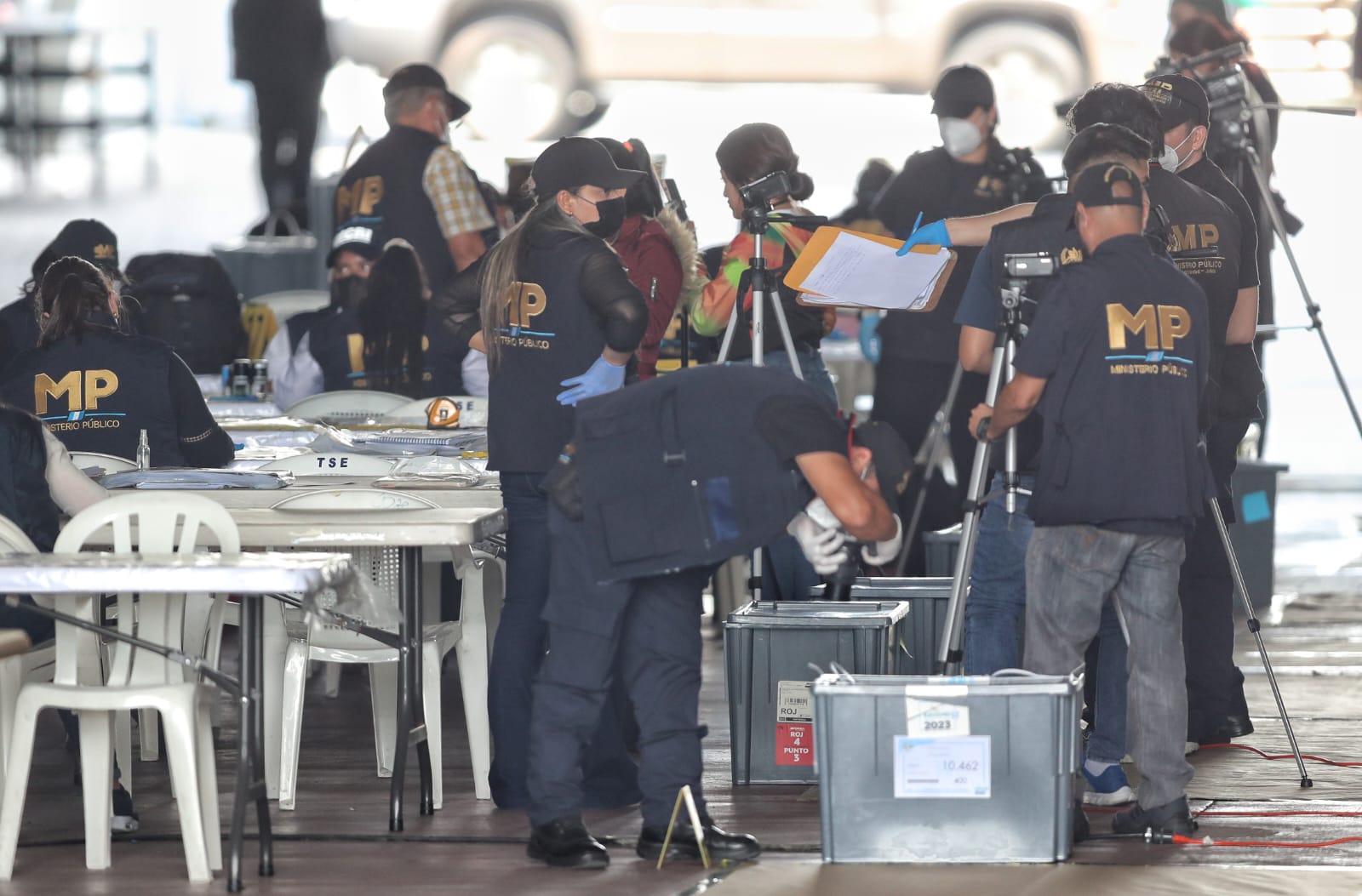 CSJ da trámite al amparo interpuesto por Arévalo, quien busca frenar acciones legales contra proceso electoral