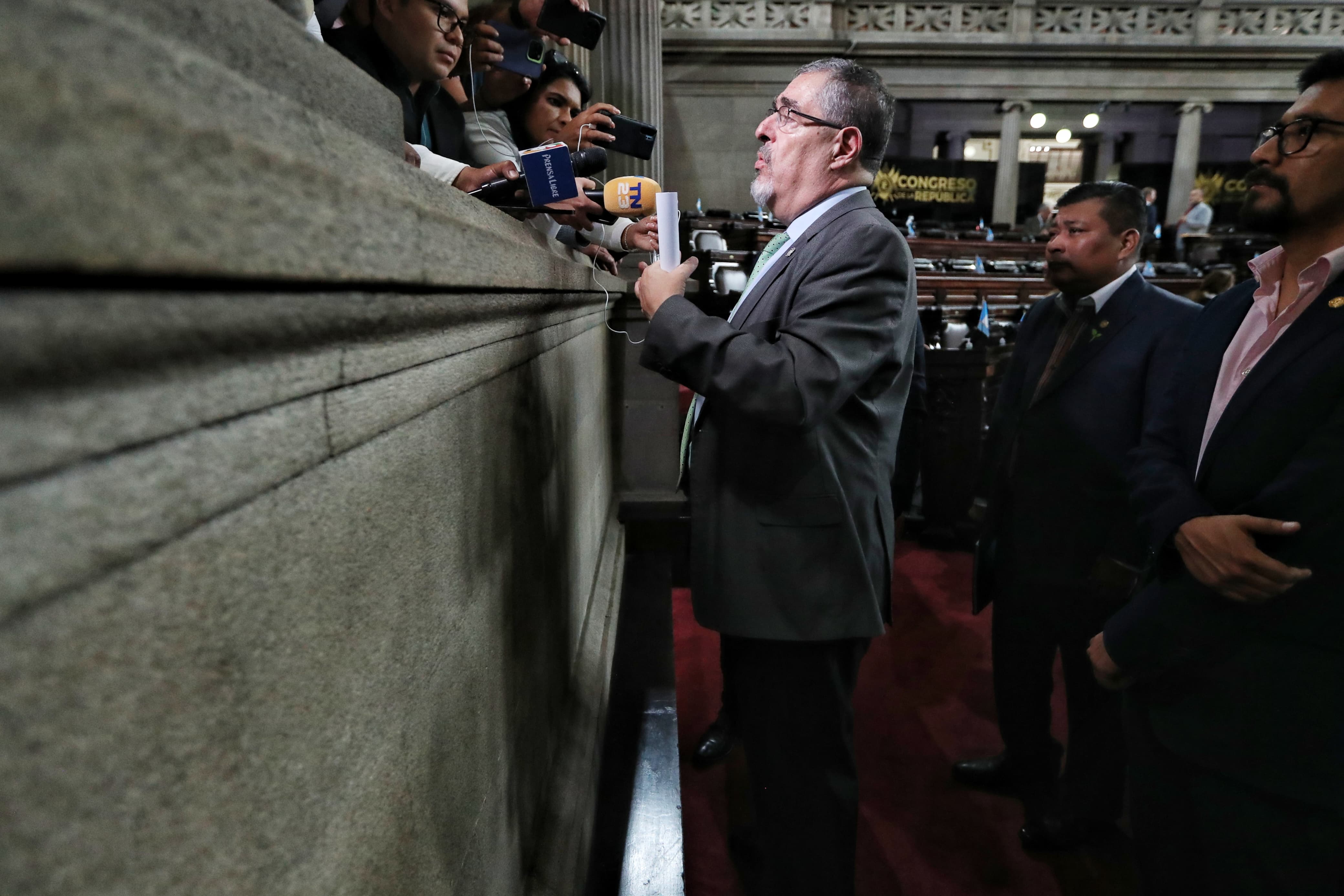 ARÉVALO DA DECLARACIONES