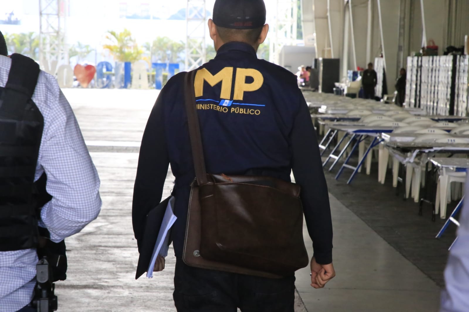 El MP catea el Registro de Ciudadanos y en el Centro de Operaciones del Proceso Electoral
