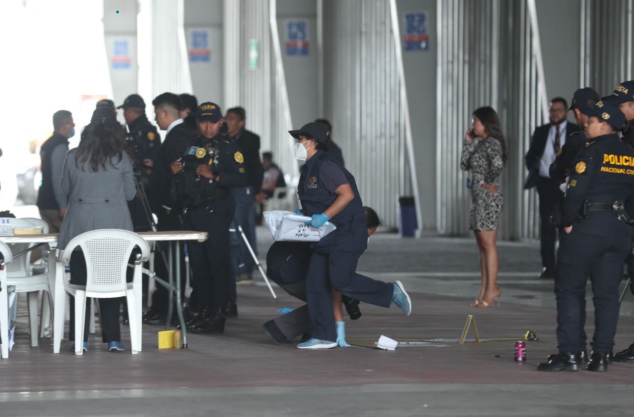 El MP abre cajas electorales durante el allanamiento del Parque de la Industria y el jefe de la Feci dice que una caja es solo un indicio