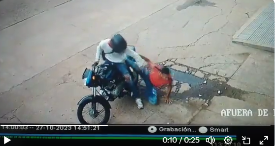 Ladrón abandona a su cómplice tras ser herido de bala por las fuerzas de seguridad