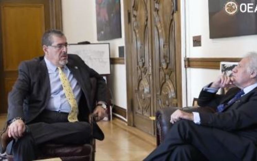 ALMAGRO SE REÚNE CON ARÉVALO